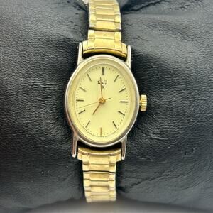 Vintage Q&Q Gold Tone Oval Dial Automatic Watch